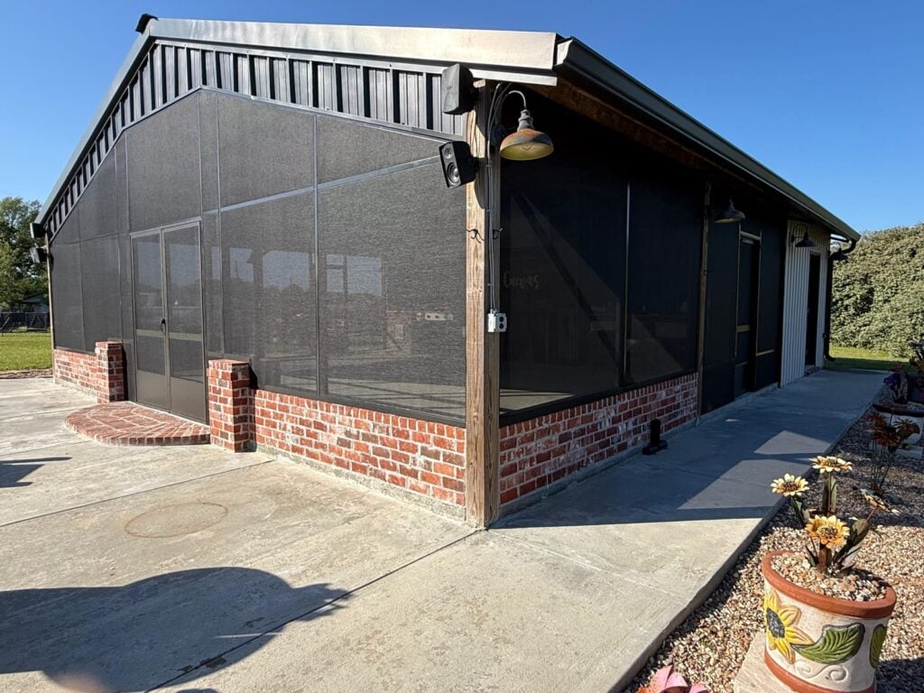 Custom screen room built by A Plus Patio & Screen
